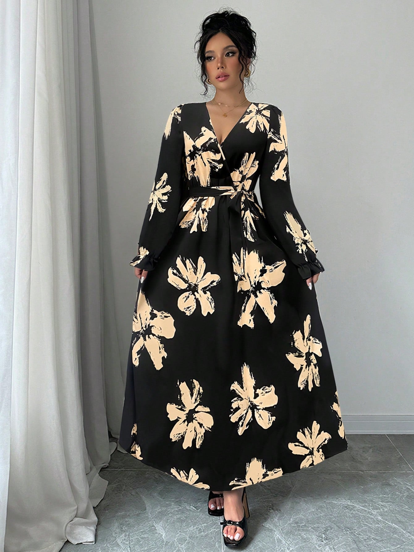 Robe longue évasée femme à encolure en V, manches gigot, taille serrée, automne/hiver