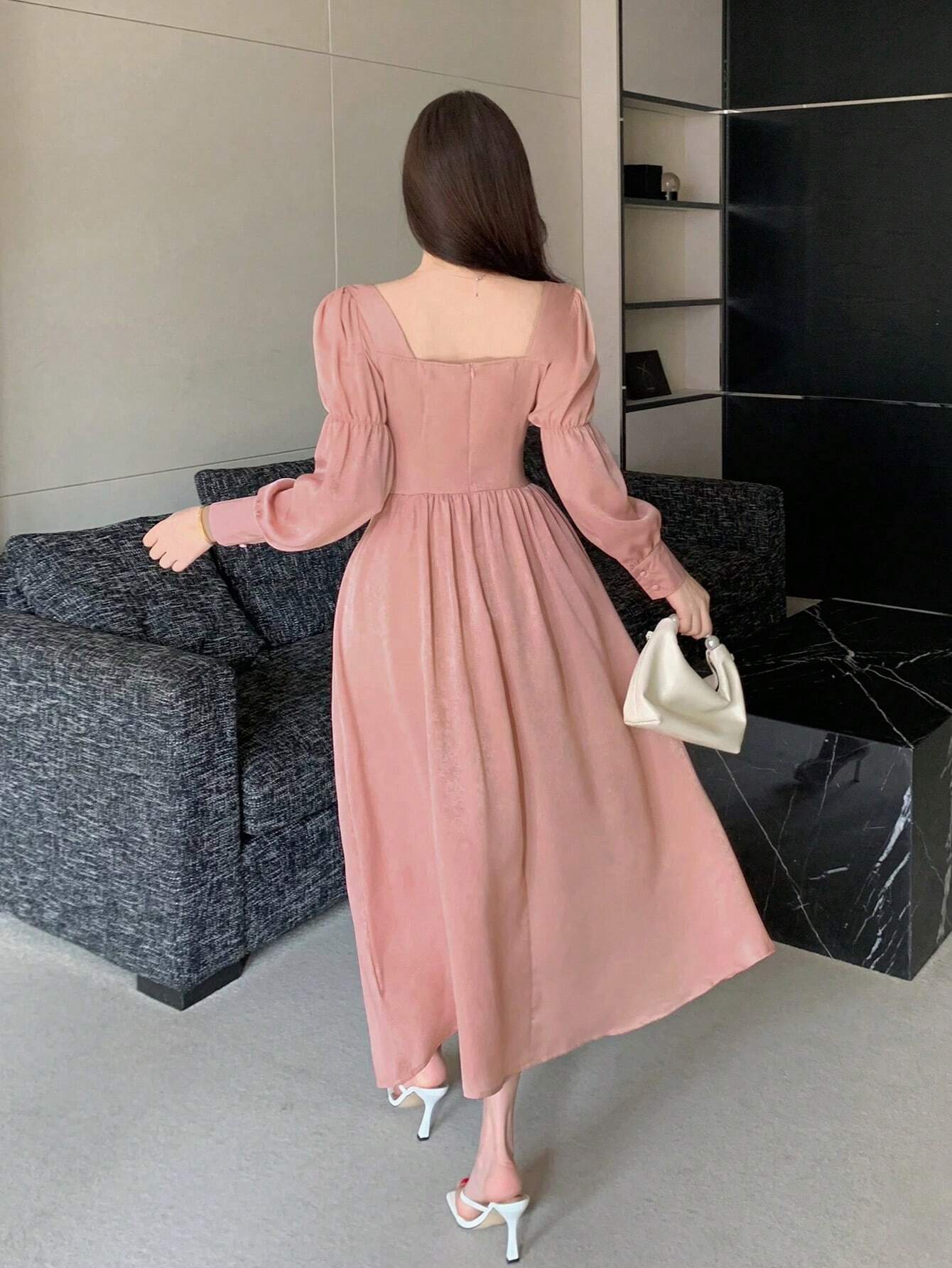 QUEEN Robe à manches lanternes avec décoration de boutons à taille empire plissée, robe de laitière, robe d'automne