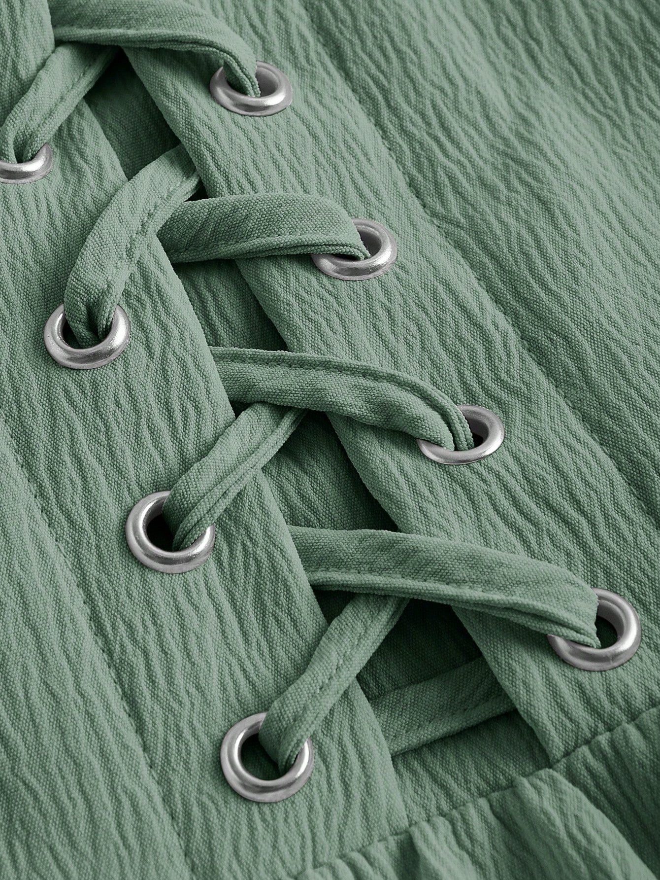 QUEEN MOD Robe Unicolore À Lacets Manches Bouffantes