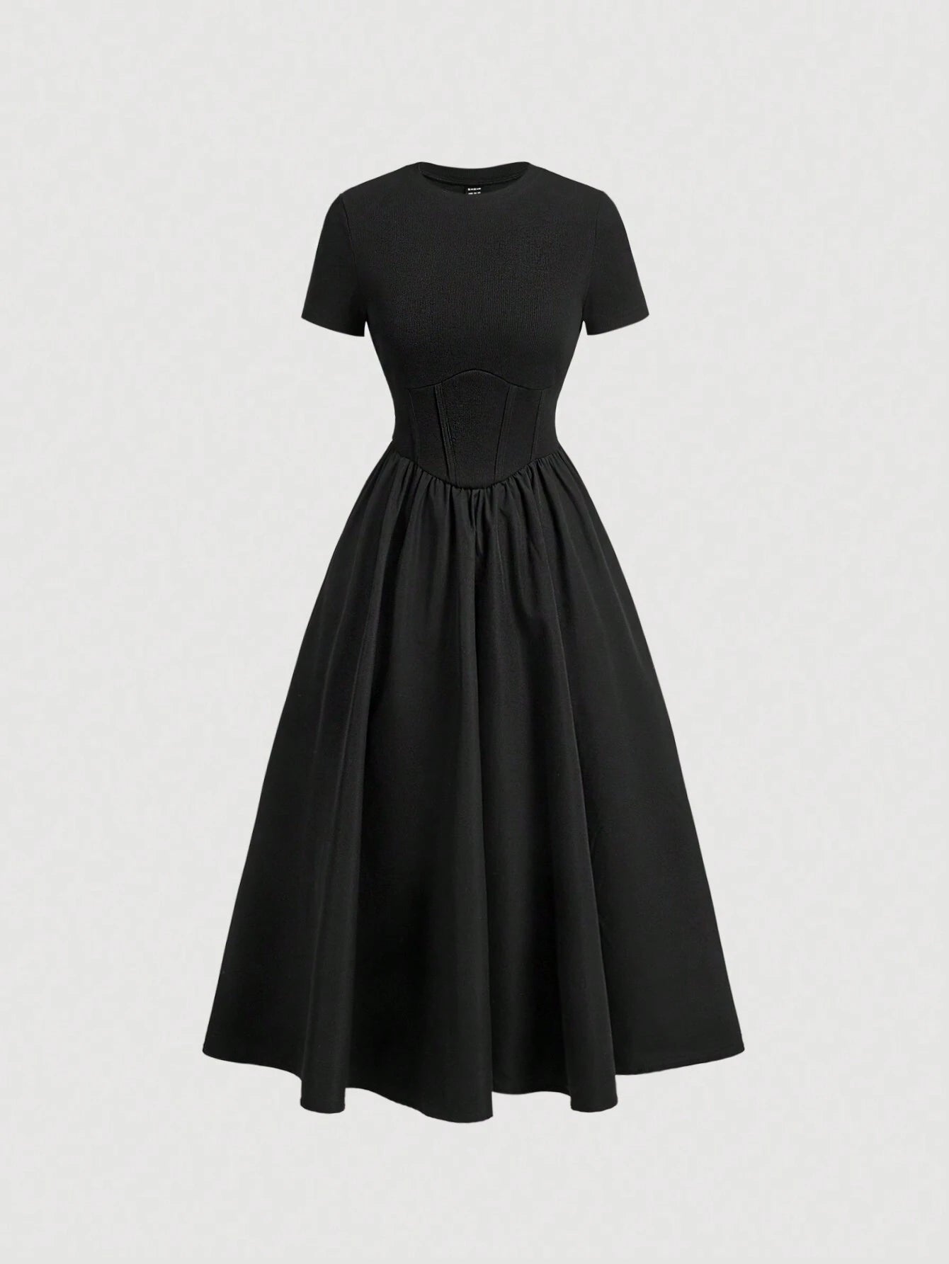 QUEEN MOD Robe mi-longue à imprimé chevrons noirs